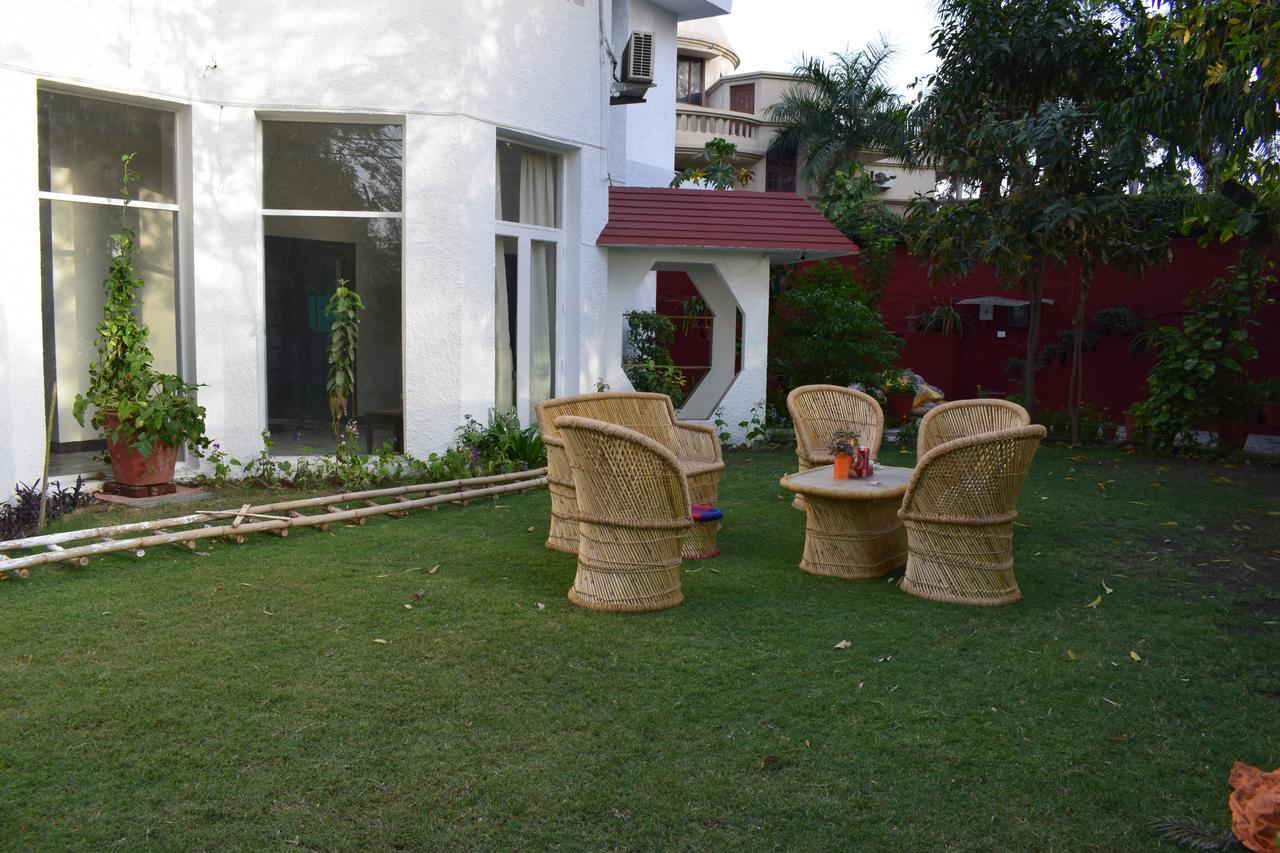 Roots Hostel New Delhi Extérieur photo