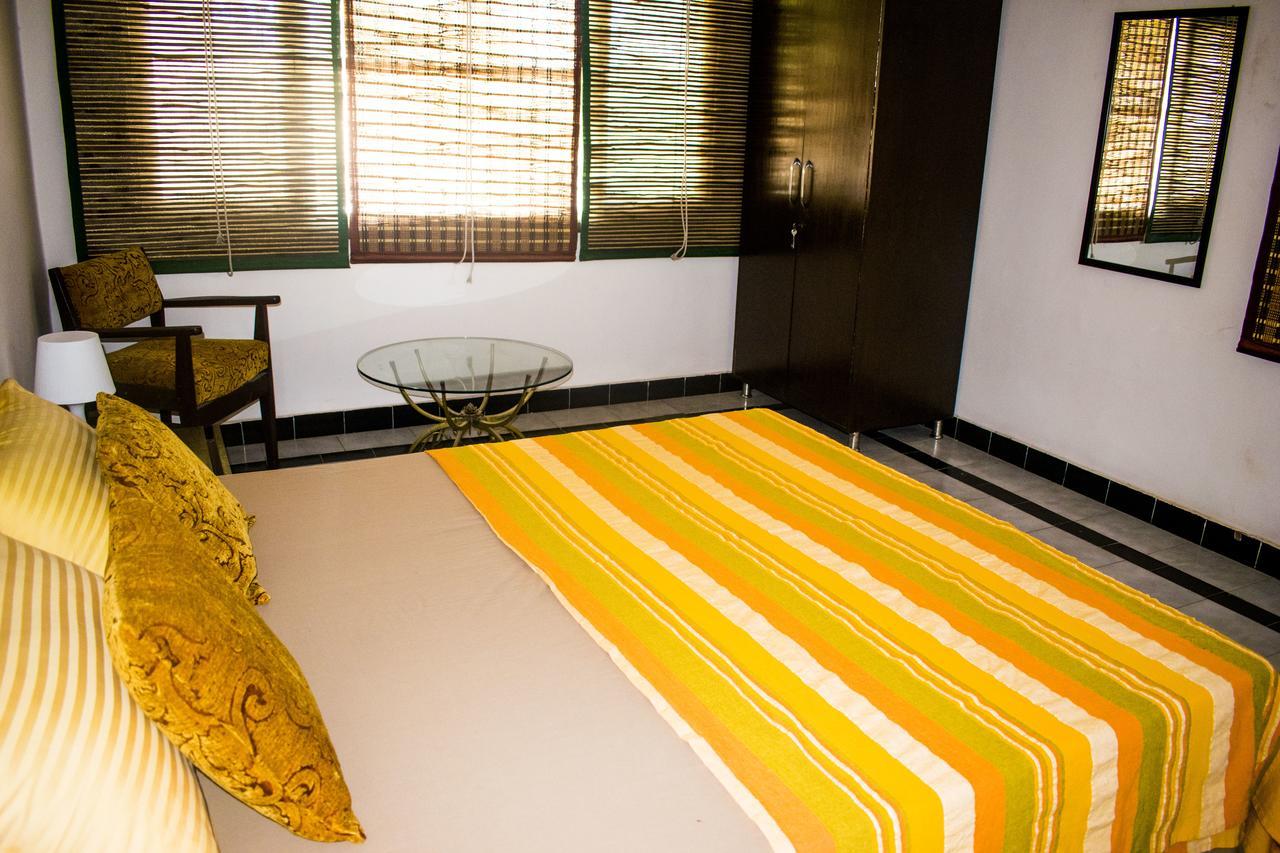 Roots Hostel New Delhi Extérieur photo