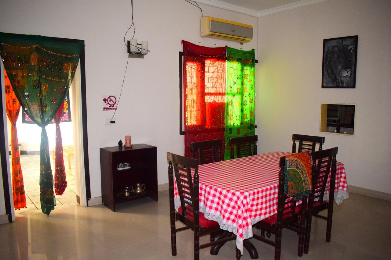 Roots Hostel New Delhi Extérieur photo