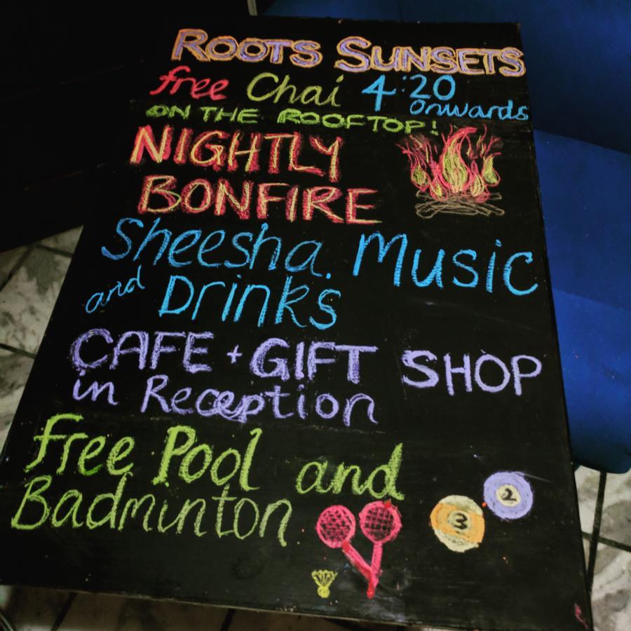 Roots Hostel New Delhi Extérieur photo